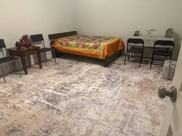 Listing photo 1 of 5