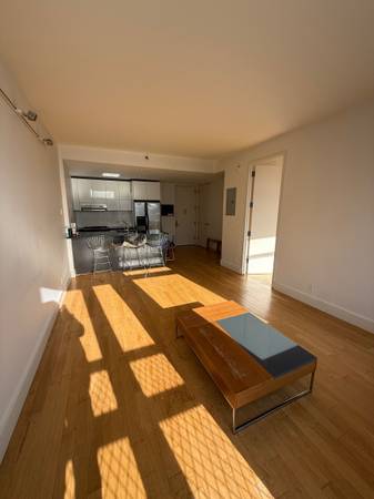 Listing photo 1 of 4