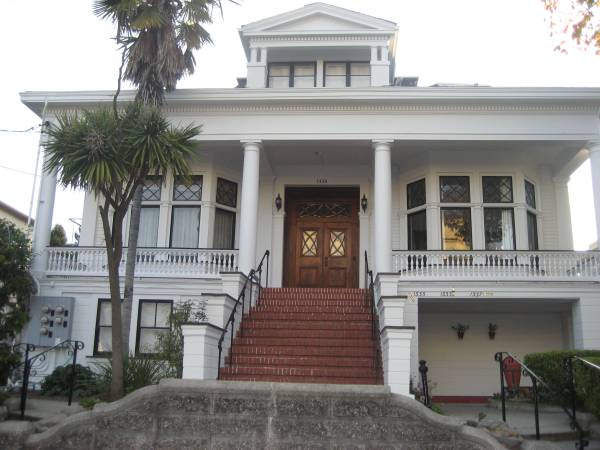 Listing photo 1 of 5