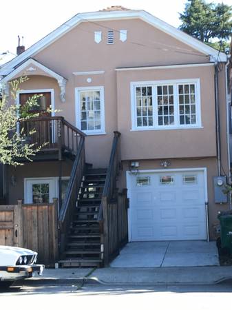 Listing photo 1 of 5