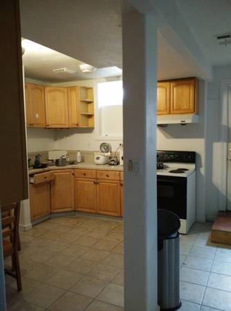 Listing photo 1 of 4