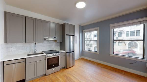 Listing photo 1 of 5