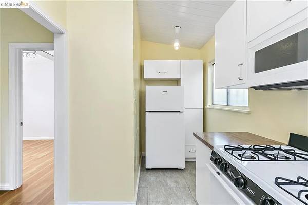 Listing photo 1 of 5