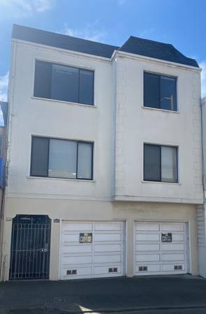 Listing photo 1 of 5