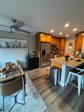 Listing photo 1 of 5