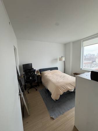 Listing photo 1 of 5