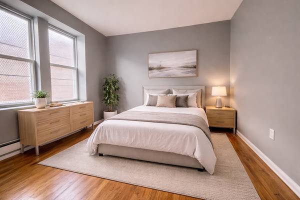 Listing photo 1 of 5