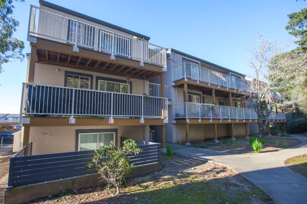 Listing photo 1 of 5