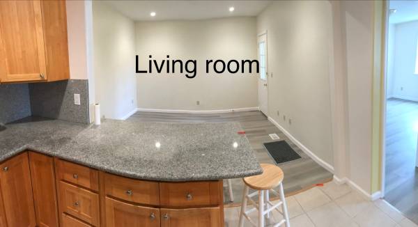 Listing photo 1 of 5