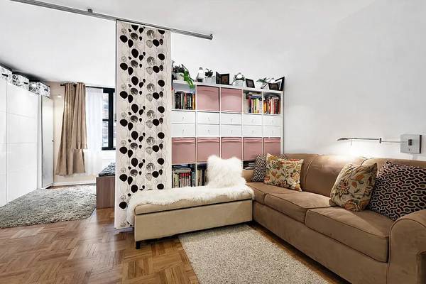 Listing photo 1 of 5