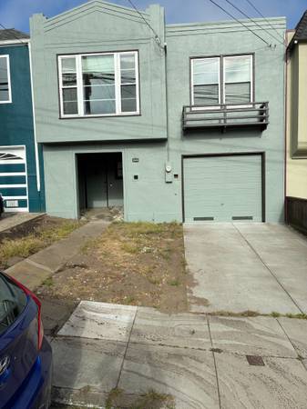 Listing photo 1 of 5