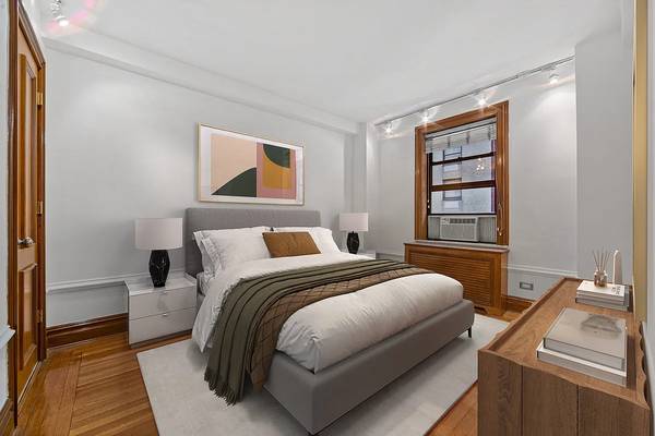 Listing photo 1 of 4