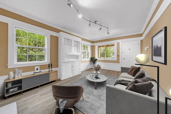 Listing photo 1 of 5