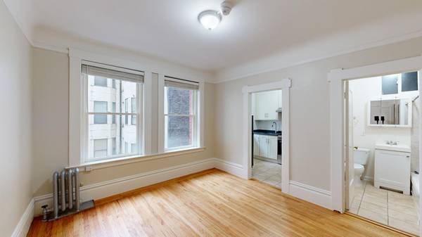 Listing photo 1 of 5