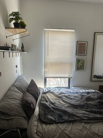 Listing photo 1 of 5