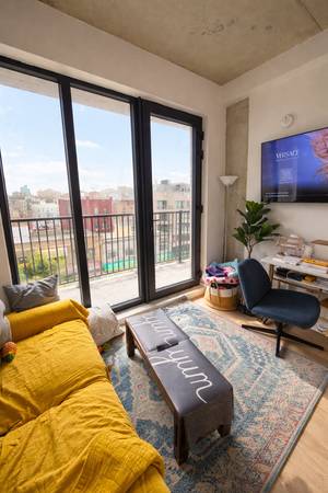 Listing photo 1 of 5