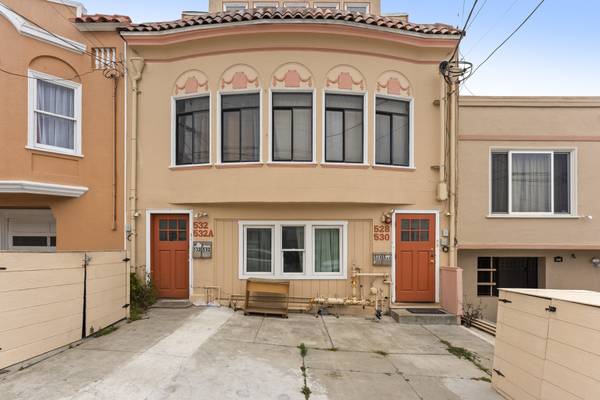 Listing photo 1 of 4