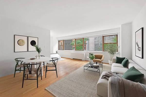 Listing photo 1 of 5