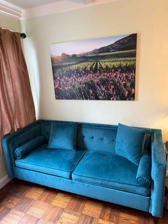 Listing photo 1 of 5