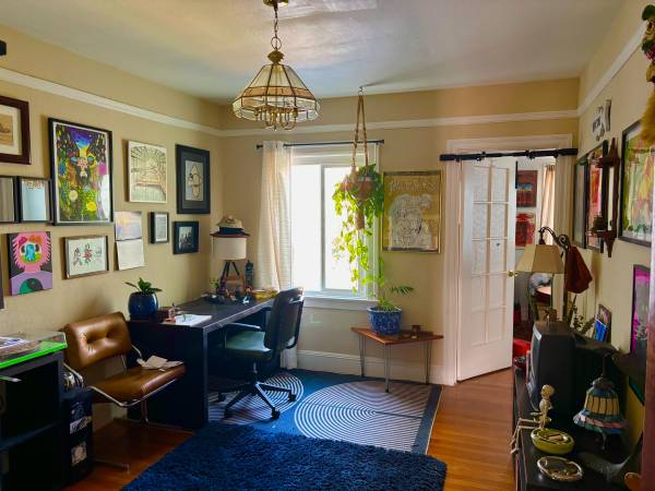 Listing photo 1 of 5