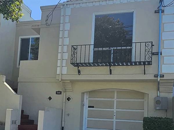 Listing photo 1 of 5