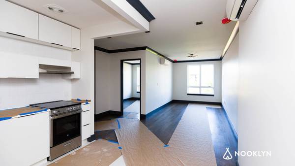 Listing photo 1 of 11