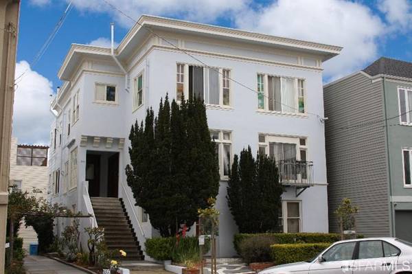 Listing photo 1 of 5