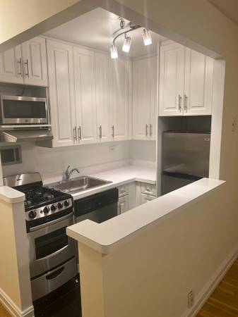 Listing photo 1 of 5