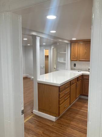 Listing photo 1 of 5