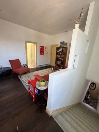 Listing photo 1 of 5