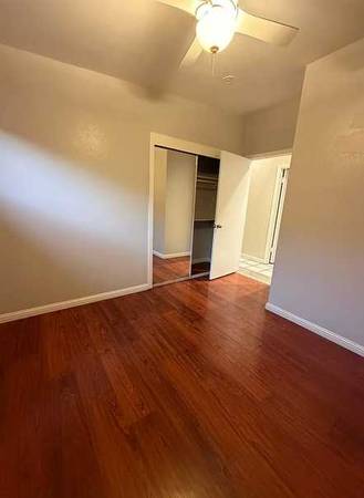 Listing photo 1 of 4