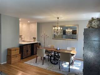 Listing photo 1 of 4