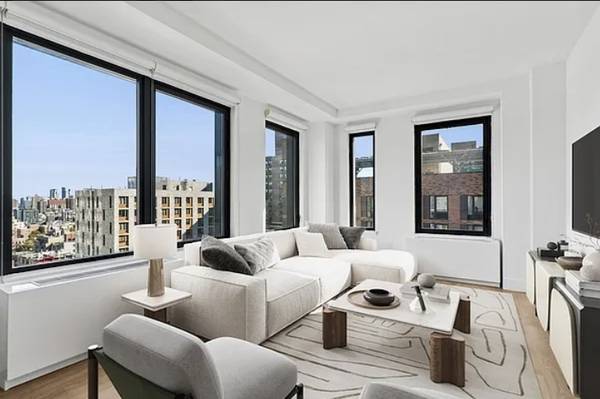 Listing photo 1 of 9