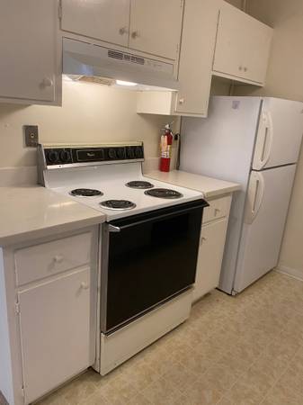 Listing photo 1 of 5