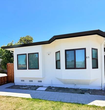Listing photo 1 of 5