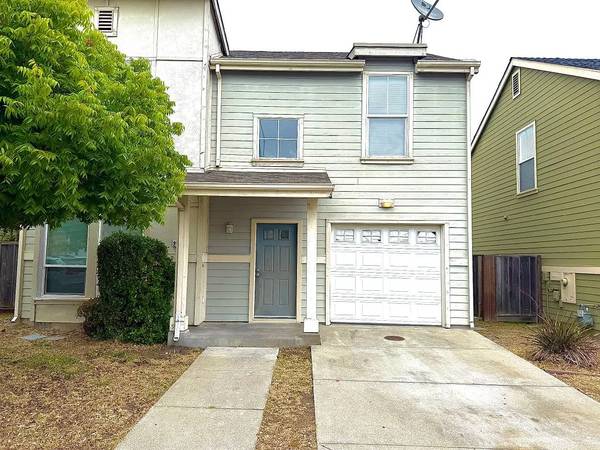 Listing photo 1 of 5