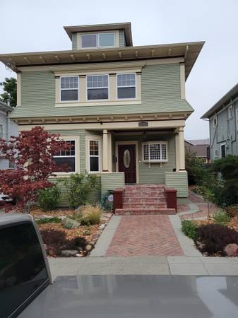 Listing photo 1 of 5