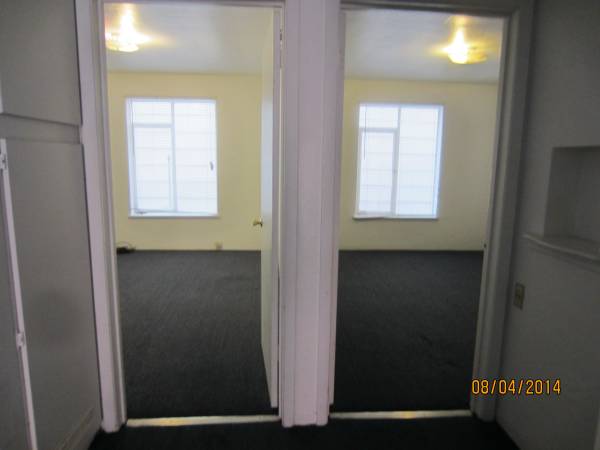 Listing photo 1 of 5