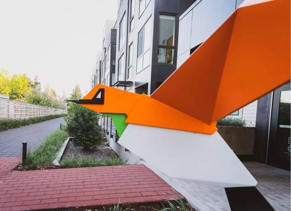 Listing photo 1 of 5