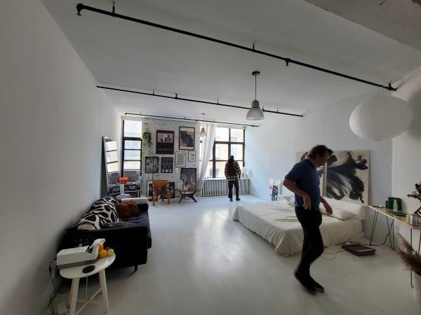 Listing photo 1 of 5