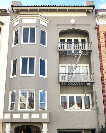 Listing photo 1 of 4