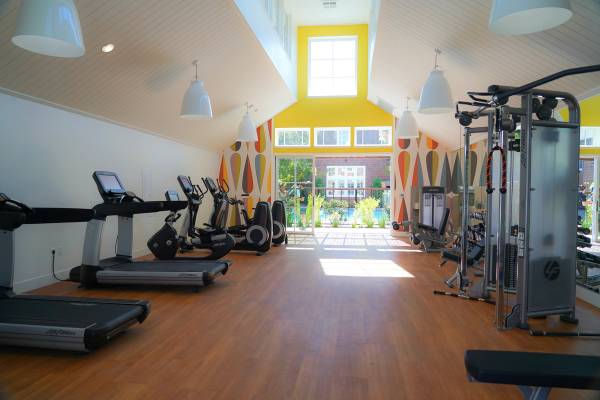 Listing photo 1 of 5