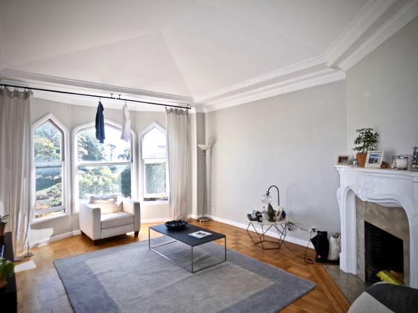 Listing photo 1 of 5