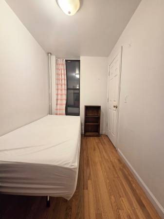 Listing photo 1 of 5