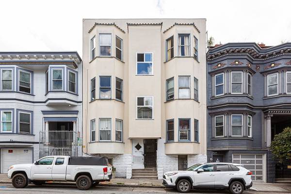Listing photo 1 of 5