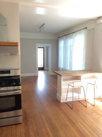 Listing photo 1 of 5