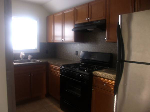 Listing photo 1 of 5