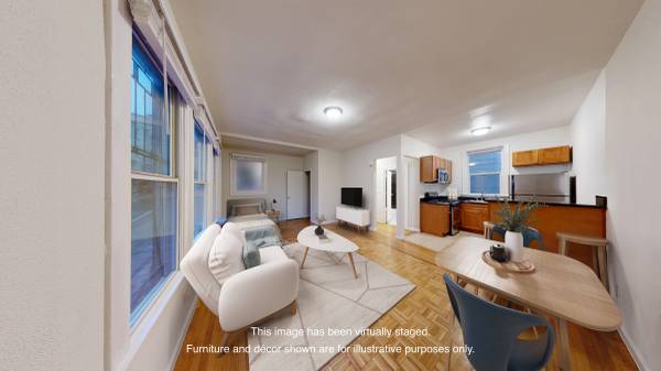 Listing photo 1 of 5