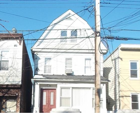 Listing photo 1 of 5