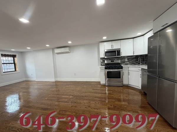 Listing photo 1 of 5